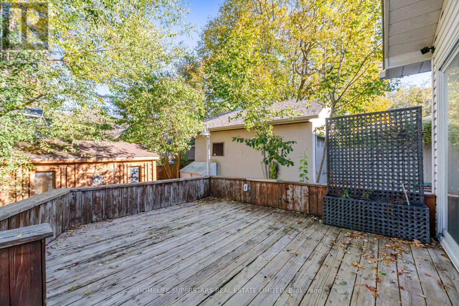 103 ARDEN AVENUE - 42