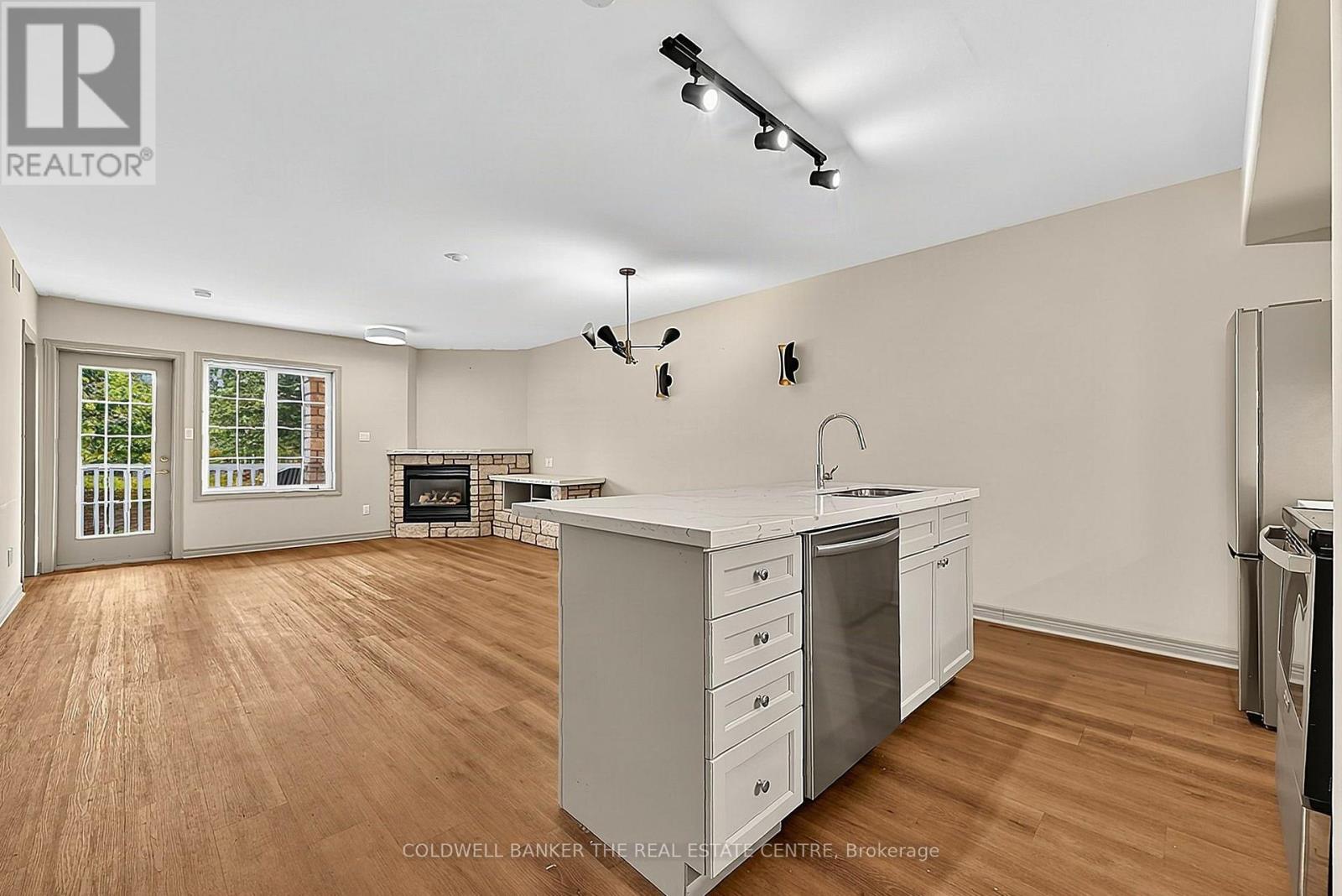 2094-2095 - 90 HIGHLAND DRIVE, Oro-Medonte (Horseshoe Valley) — photo 4