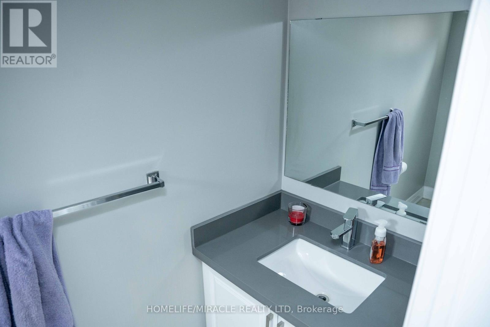 52 CREDITSTONE ROAD, Brampton (Fletcher's Creek South) — photo 11