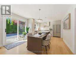 Living room - 212 Stadacona Avenue, Hamilton, ON L9G4K1 Photo 6