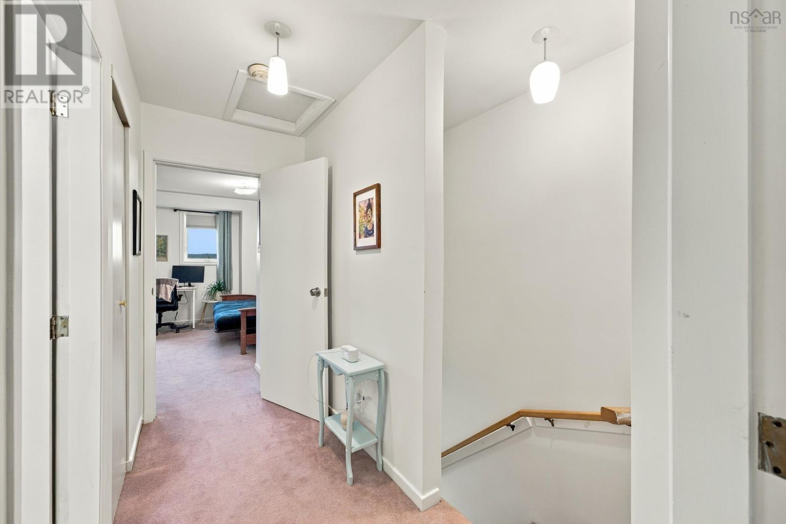 521 Harbour View Crescent, photo 16