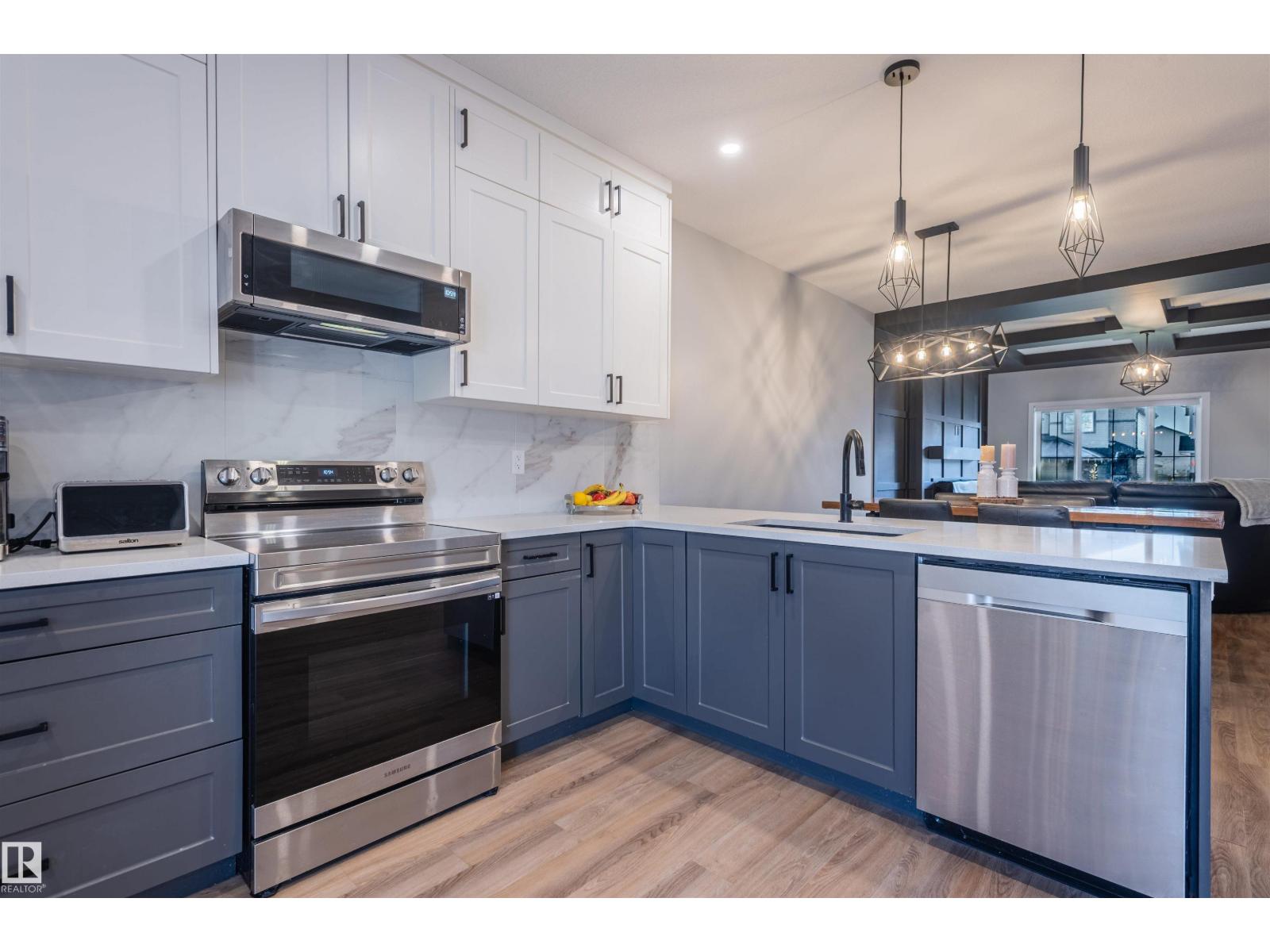 10624 98 Street, photo 25