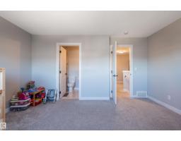 10624 98 St, Morinville, AB T8R2P2 Photo 47