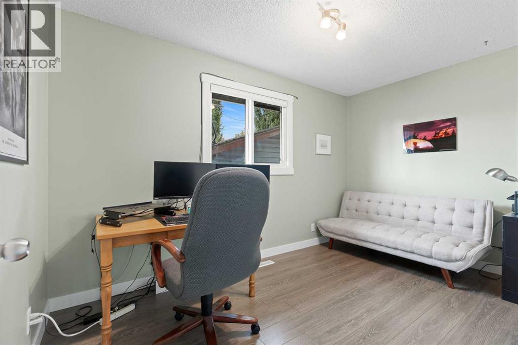 11 Berwick Hill NW photo 18