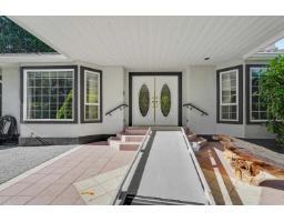 2693 133 Street, Surrey, BC V4P1X9 Photo 9