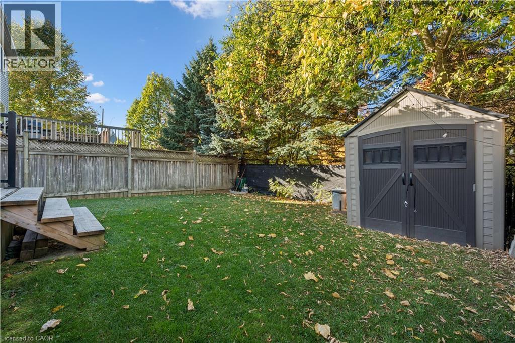 7 KROEGER Crescent - 34