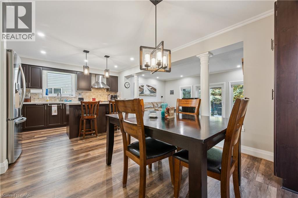 7 KROEGER Crescent - 6