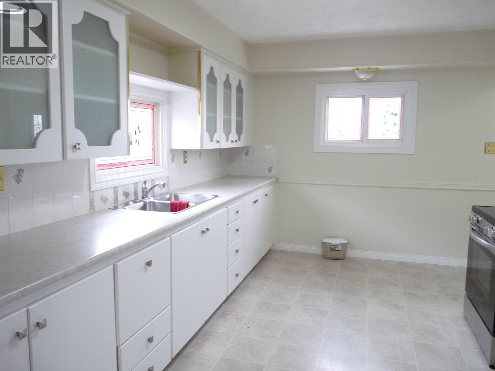 1160 Meadow Lane 1185 Demonte Street - 4