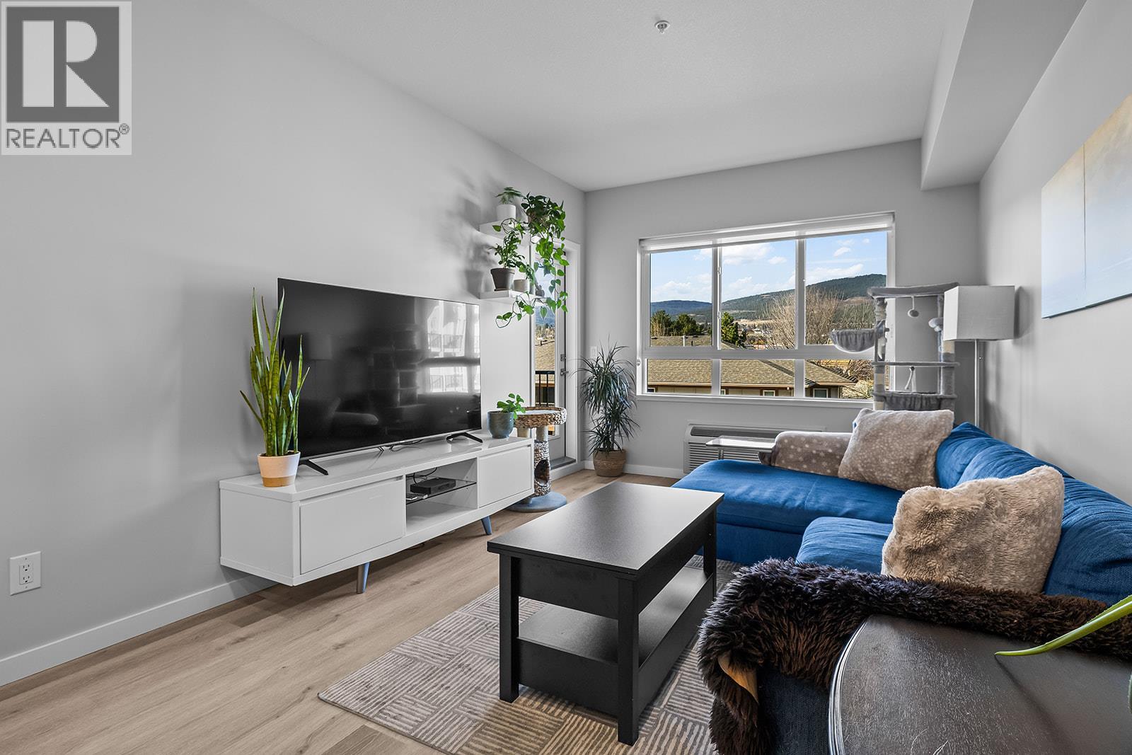 223 2301 Carrington Road, West Kelowna