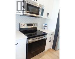 Kitchen - 67 Inglis Crescent, Sylvan Lake, AB T4S0W6 Photo 10