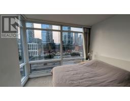 1012 - 25 Telegram Mews, Toronto, ON M5V3Z1 Photo 6