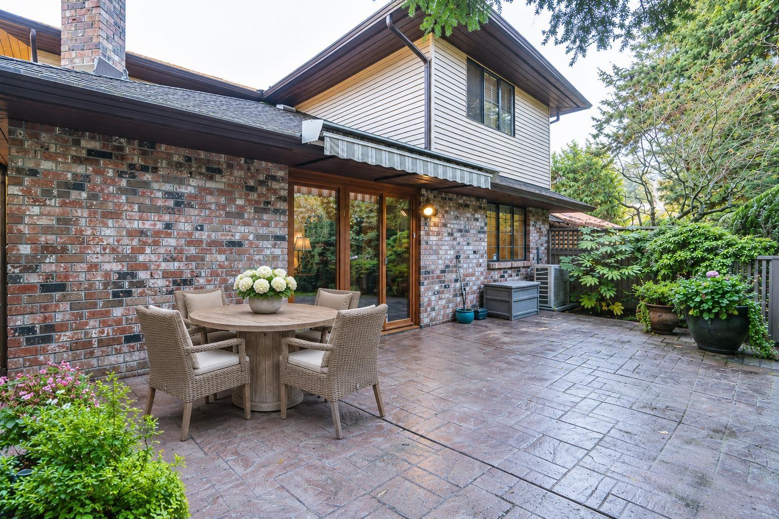 31 1725 SOUTHMERE CRESCENT, Surrey - Image 1