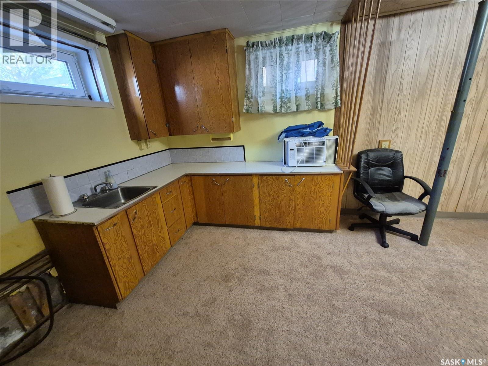 517 Bertrand AVENUE, Radville — photo 23