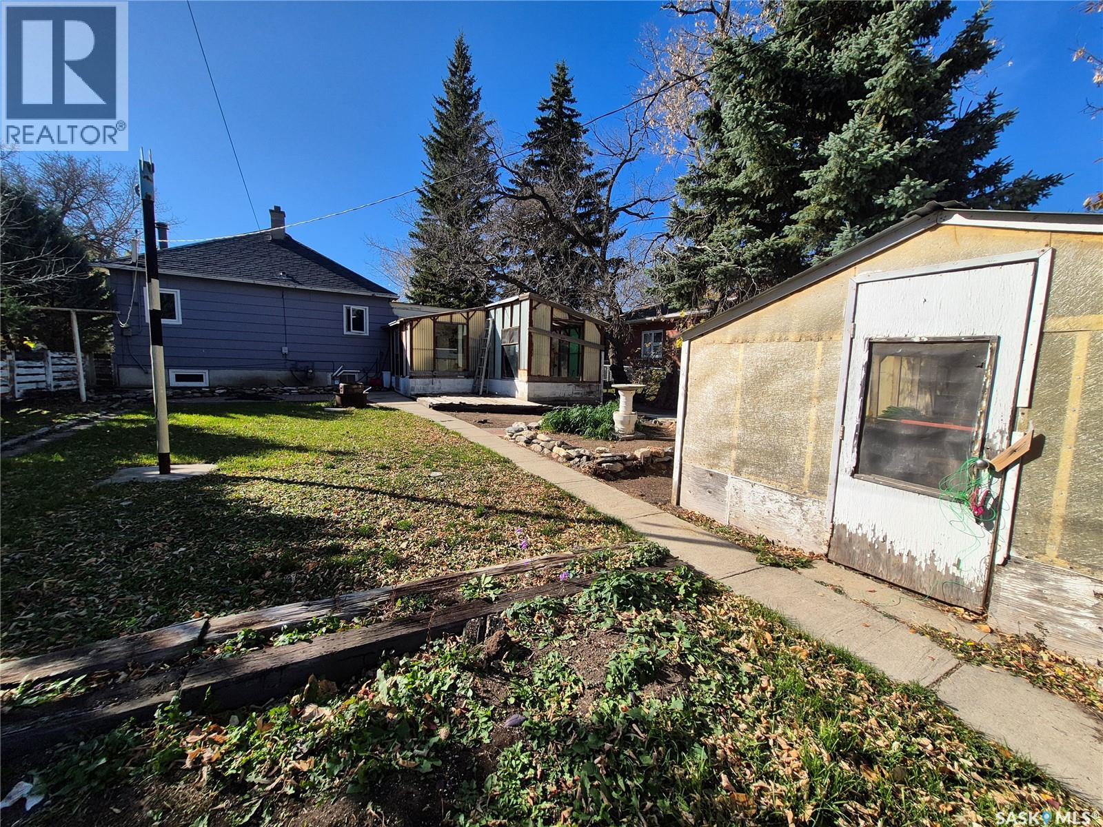 517 Bertrand AVENUE, Radville — photo 34