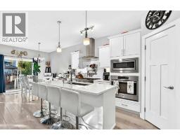 Primary Bedroom - 477 Moonlight Way W, Lethbridge, AB T1J5M1 Photo 10