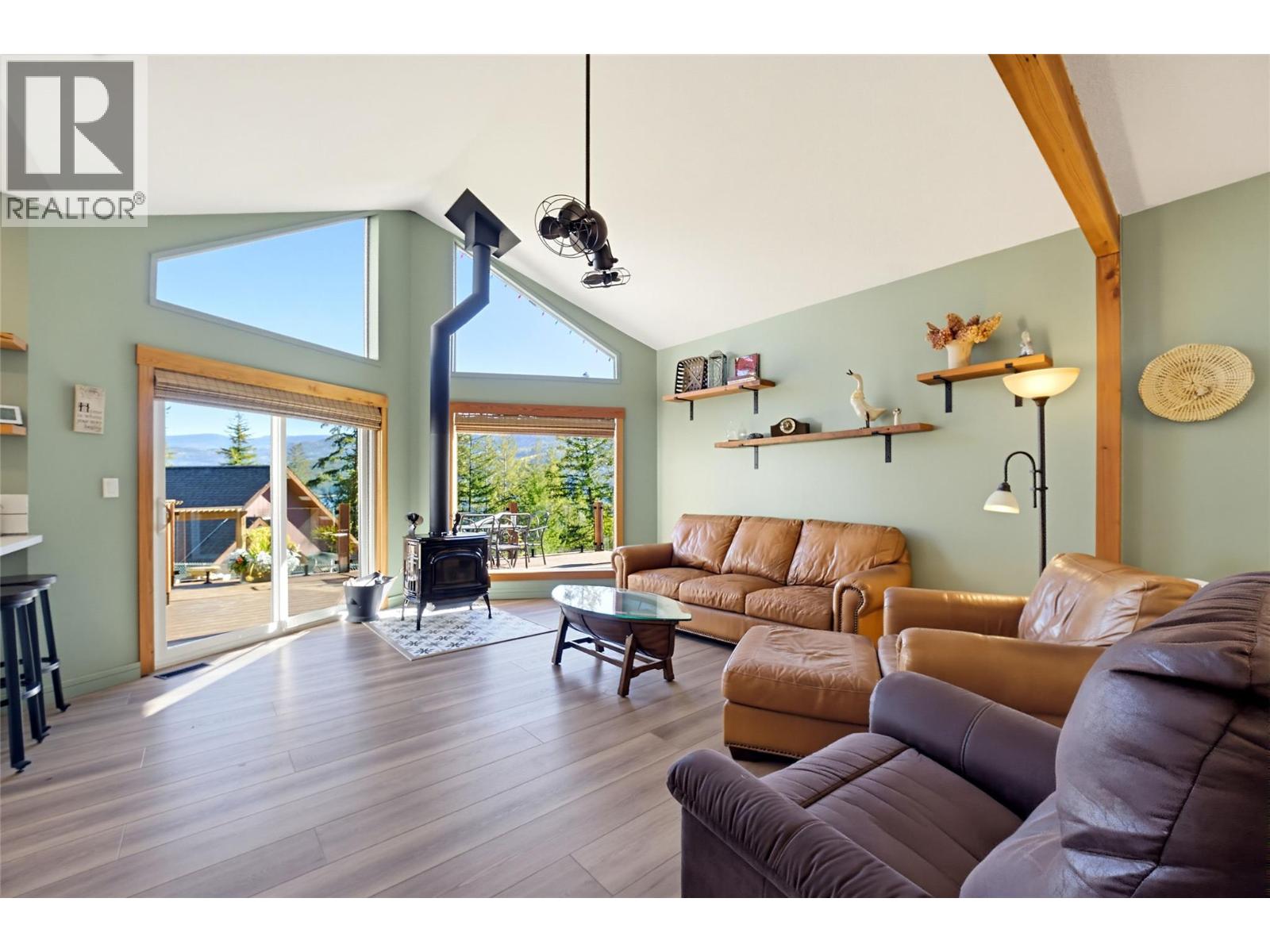 #4 5404 Sunnybrae Canoe Point Road - 6