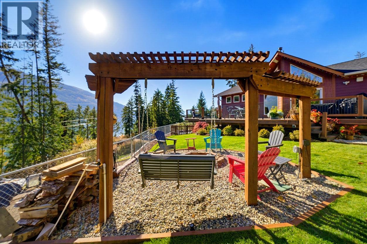 #4 5404 Sunnybrae Canoe Point Road - 37