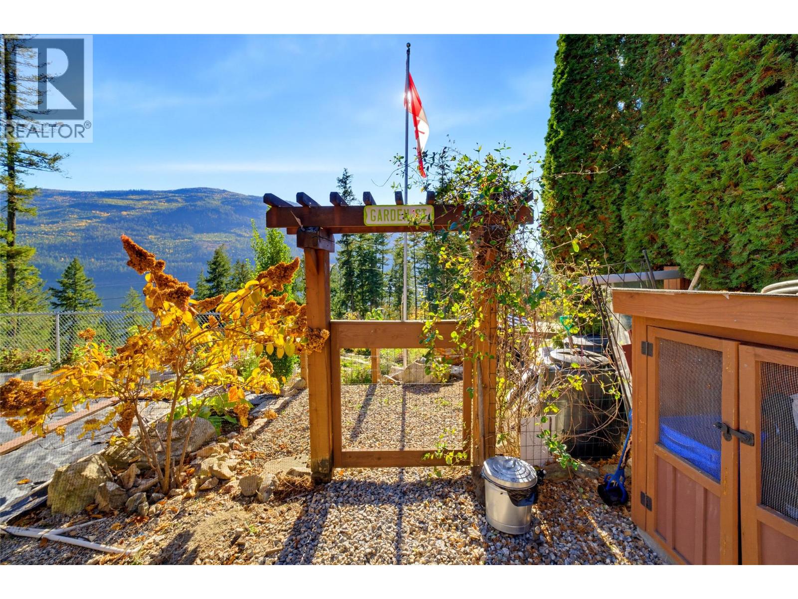#4 5404 Sunnybrae Canoe Point Road - 52
