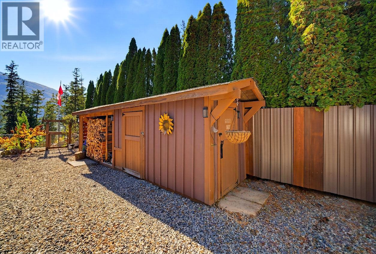 #4 5404 Sunnybrae Canoe Point Road - 47