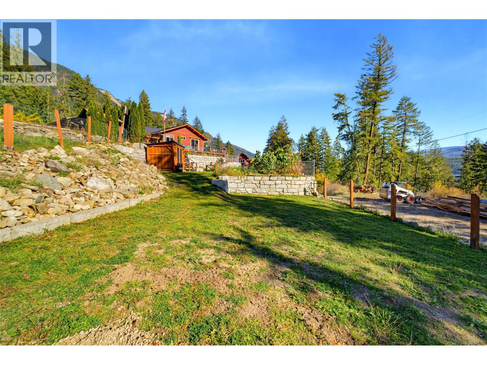 #4 5404 Sunnybrae Canoe Point Road - 57