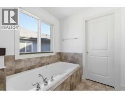 60 Heritage Green, Cochrane, AB T4C0L3 Photo 25