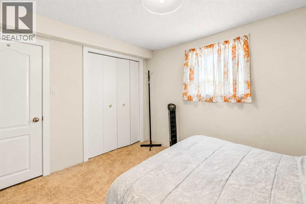 Photo 20 of 50