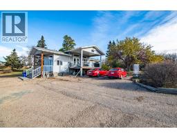 Foyer - 4301 39 Avenue, Ponoka, AB T4J1A7 Photo 6