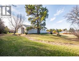 4301 39 Avenue, Ponoka, AB T4J1A7 Photo 40