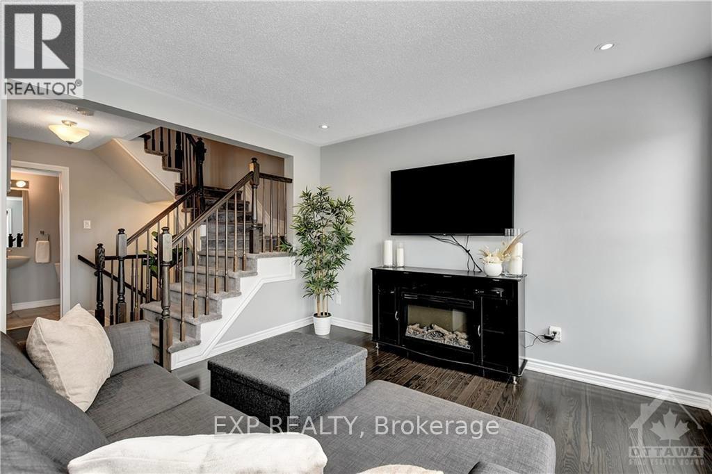 181 PAR-LA-VILLE CIRCLE, Ottawa — photo 10