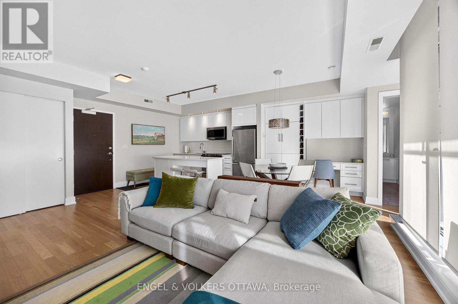Condos for Sale in Ottawa – 710 – 360 PATRICIA AVENUE, Ottawa – By Peter Sagos - Image 17