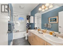 401 137 E 1st Street, North Vancouver, BC V7L1B2 Photo 16