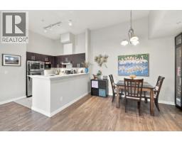 401 137 E 1st Street, North Vancouver, BC V7L1B2 Photo 7