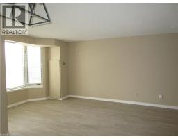 180 Limeridge Road W Unit# 401, Hamilton, ON L9C7H7 Photo 14