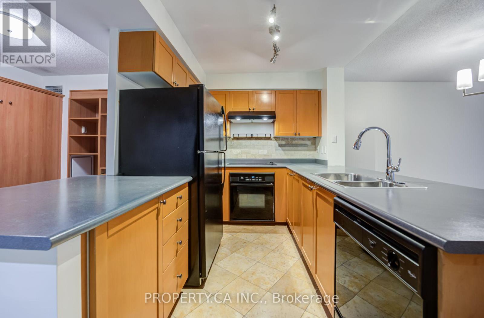 209- 330 Adelaide Street East, Toronto, ON photo 10