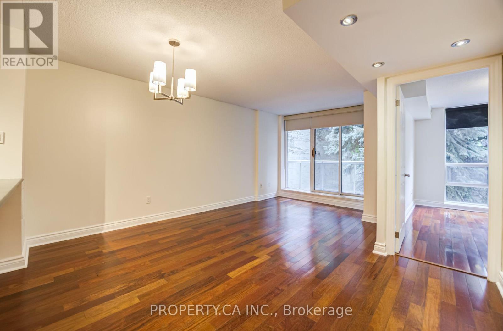 209- 330 Adelaide Street East, Toronto, ON photo 16