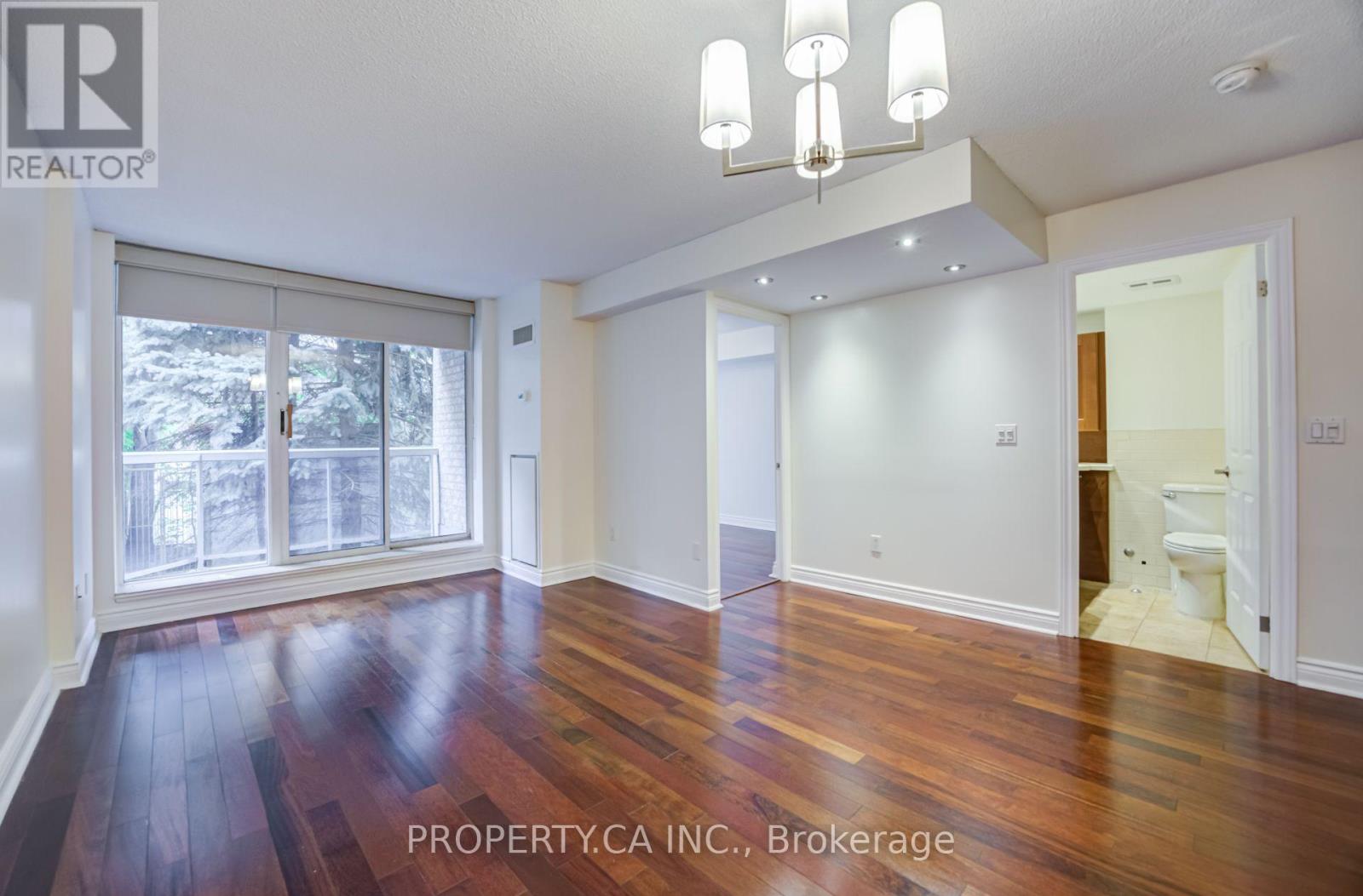 209- 330 Adelaide Street East, Toronto, ON photo 17