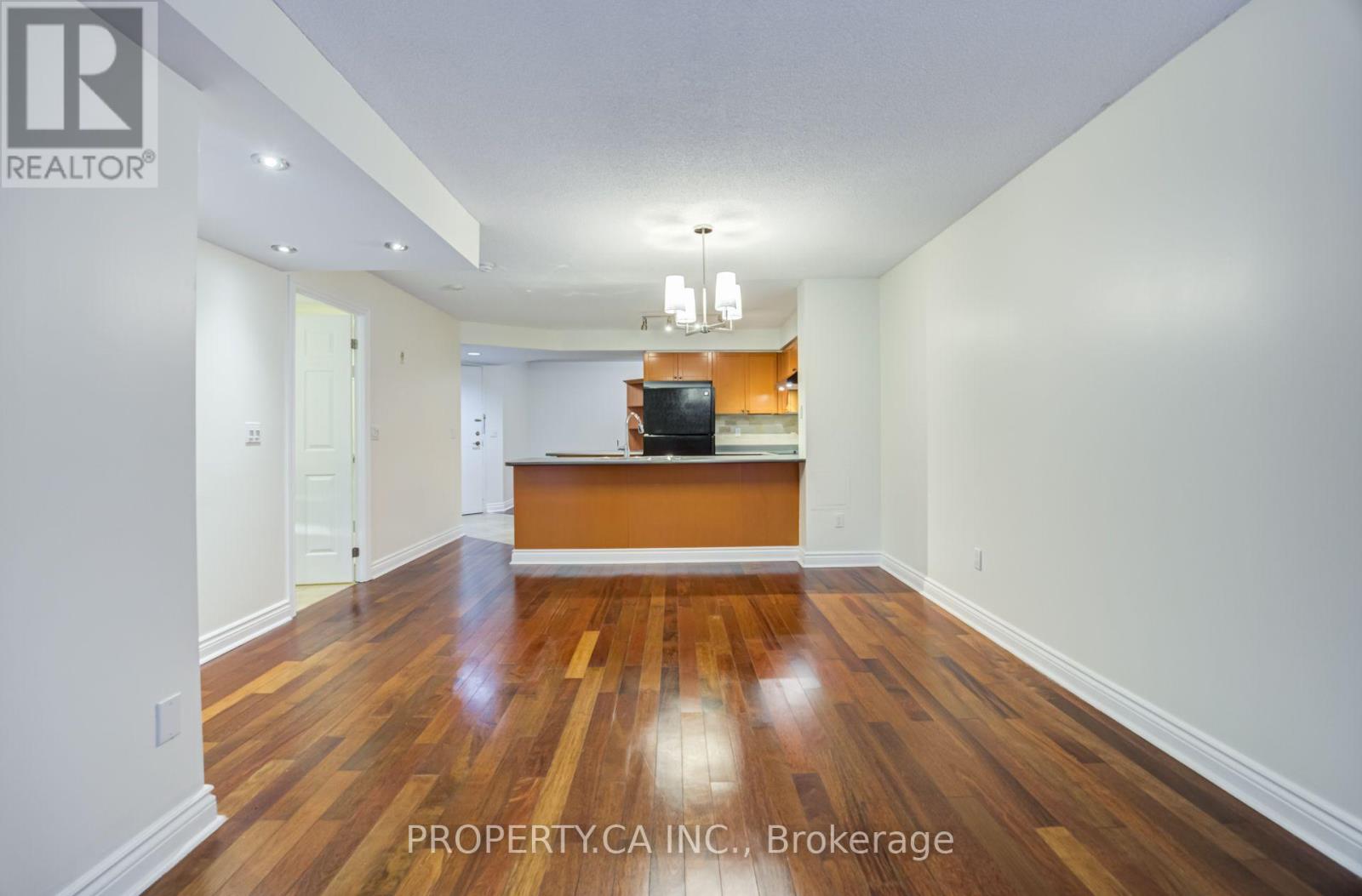 209- 330 Adelaide Street East, Toronto, ON photo 19