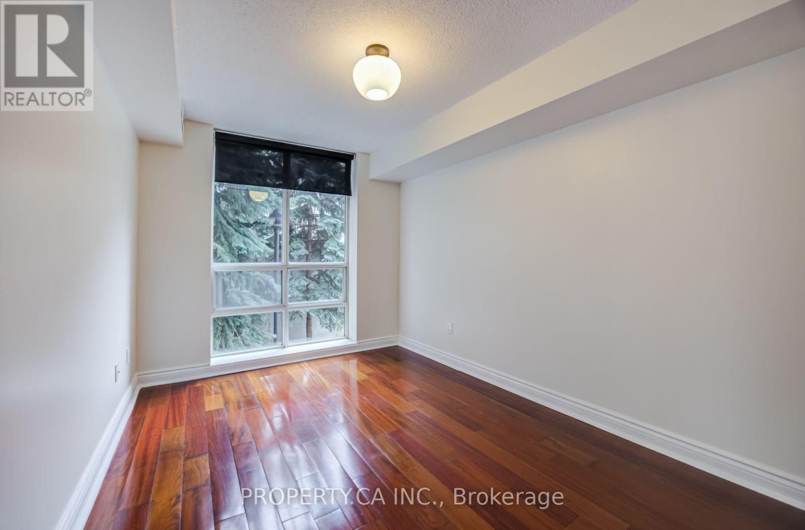 209- 330 Adelaide Street East, Toronto, ON photo 23