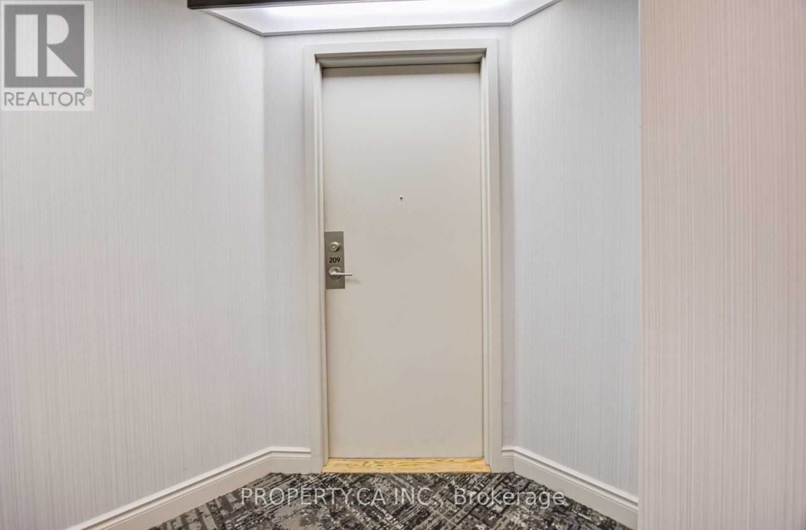 209- 330 Adelaide Street East, Toronto, ON photo 5