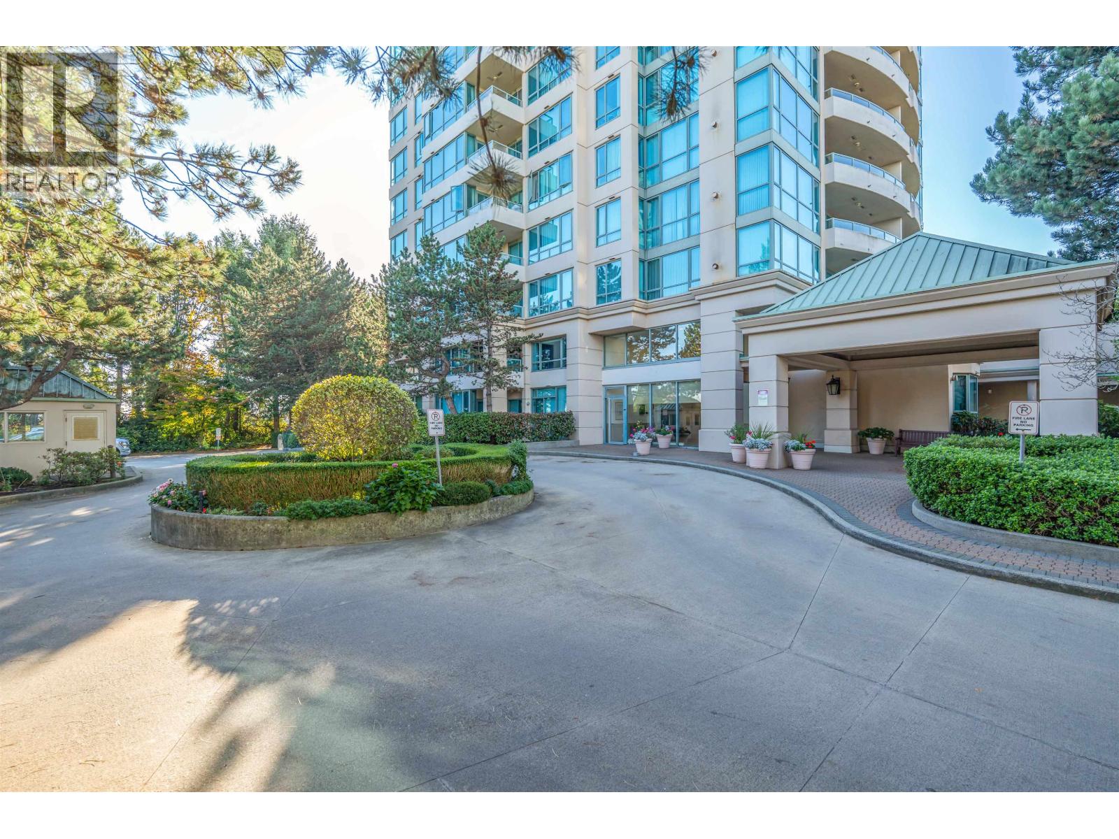 Photo of 1405 6622 SOUTHOAKS CRESCENT 2
