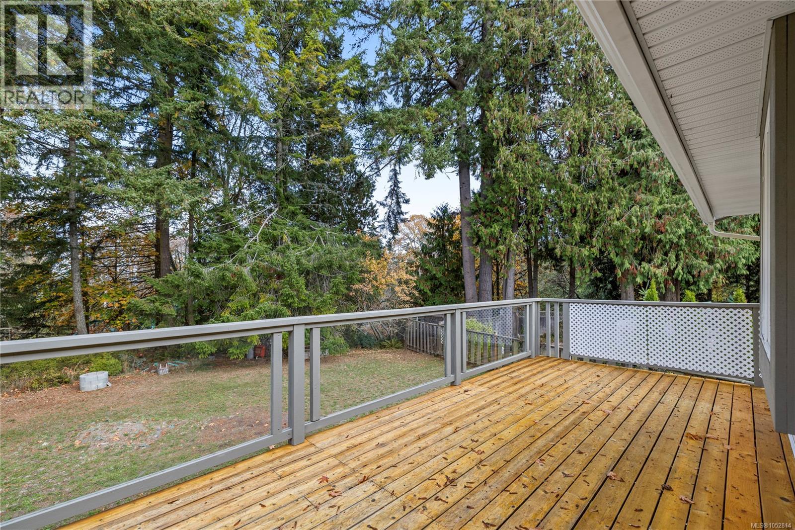 1024 Centre Cres - 38