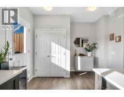 Bedroom - 133 Sundown Road, Cochrane, AB T4C2M5 Photo 11