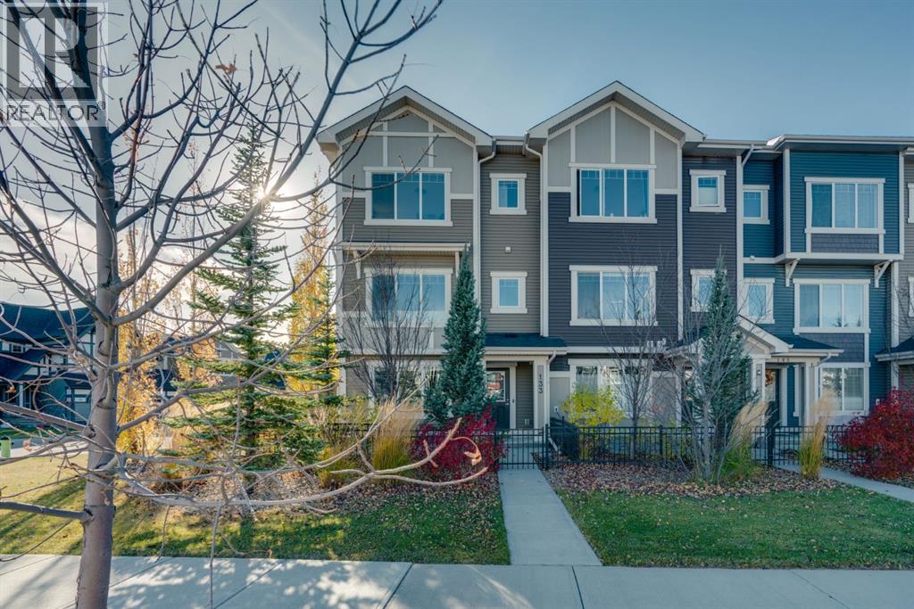 133 Sundown Road, Cochrane