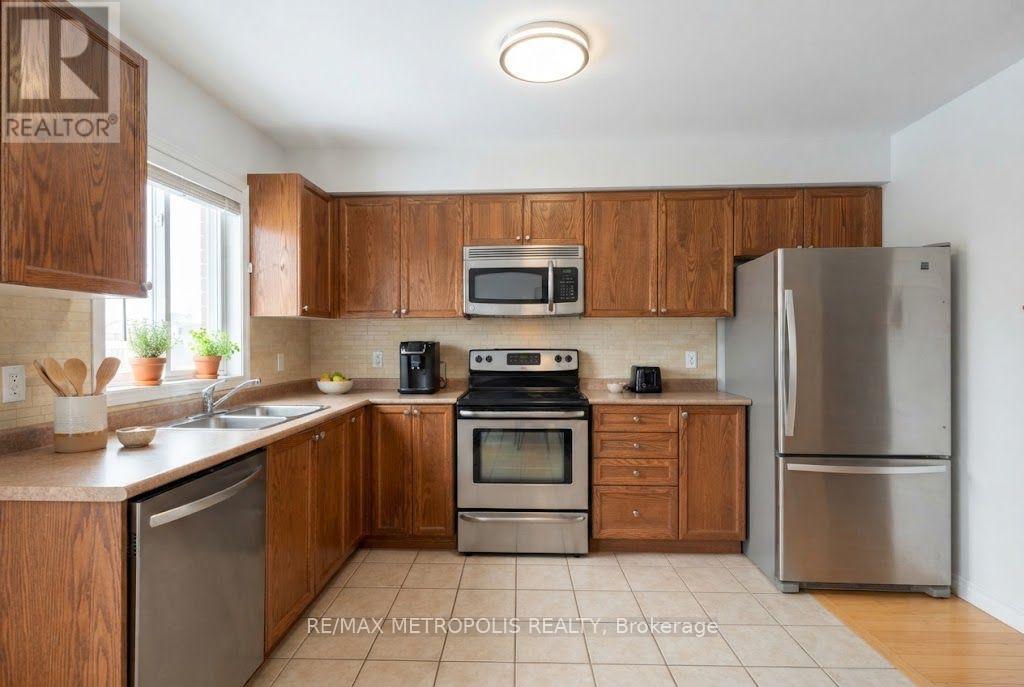 57- 25 Southwoods Crescent, Barrie, ON photo 2