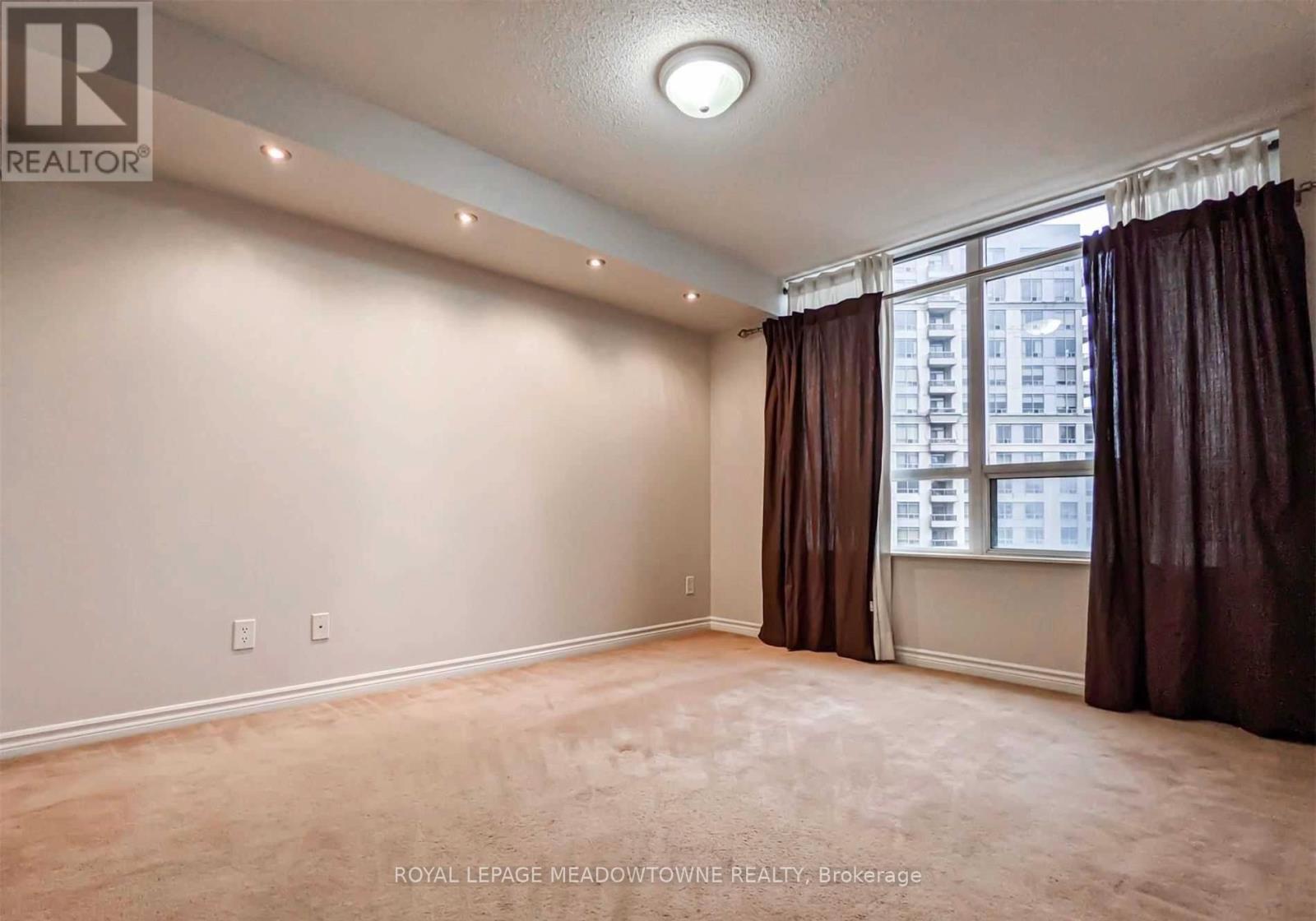 2326 - 3888 DUKE OF YORK BOULEVARD, Mississauga (City Centre) — photo 8