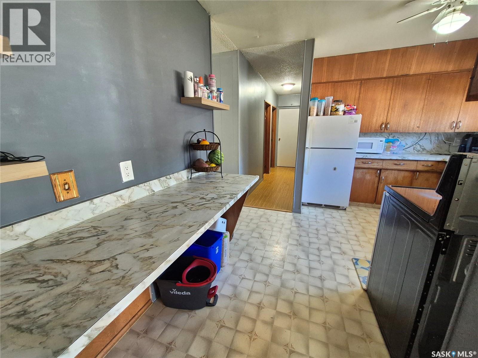 505 Bertrand AVENUE, Radville — photo 9