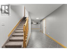 120 Hampton Crescent, Windsor, ON N9E4M5 Photo 24