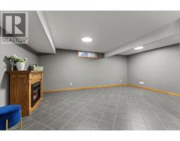 120 Hampton Crescent, Windsor, ON N9E4M5 Photo 25