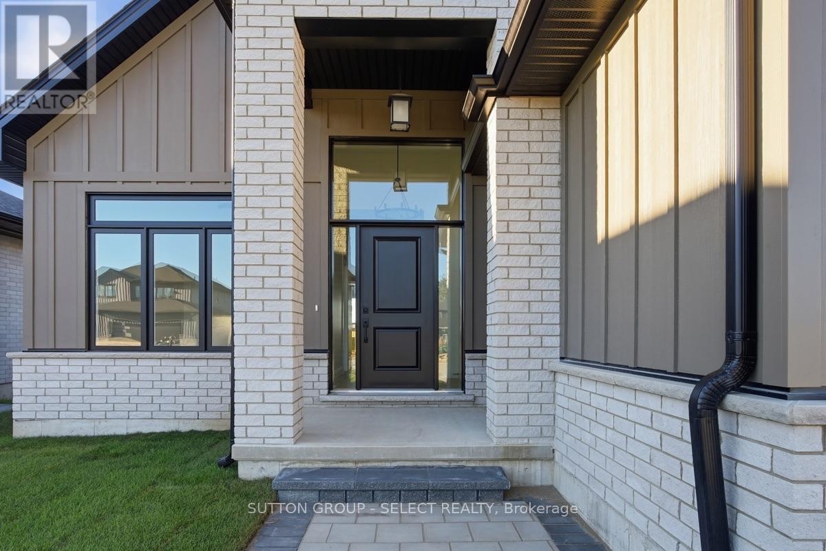 49 HARDY DRIVE, Strathroy-Caradoc (SE) — photo 4