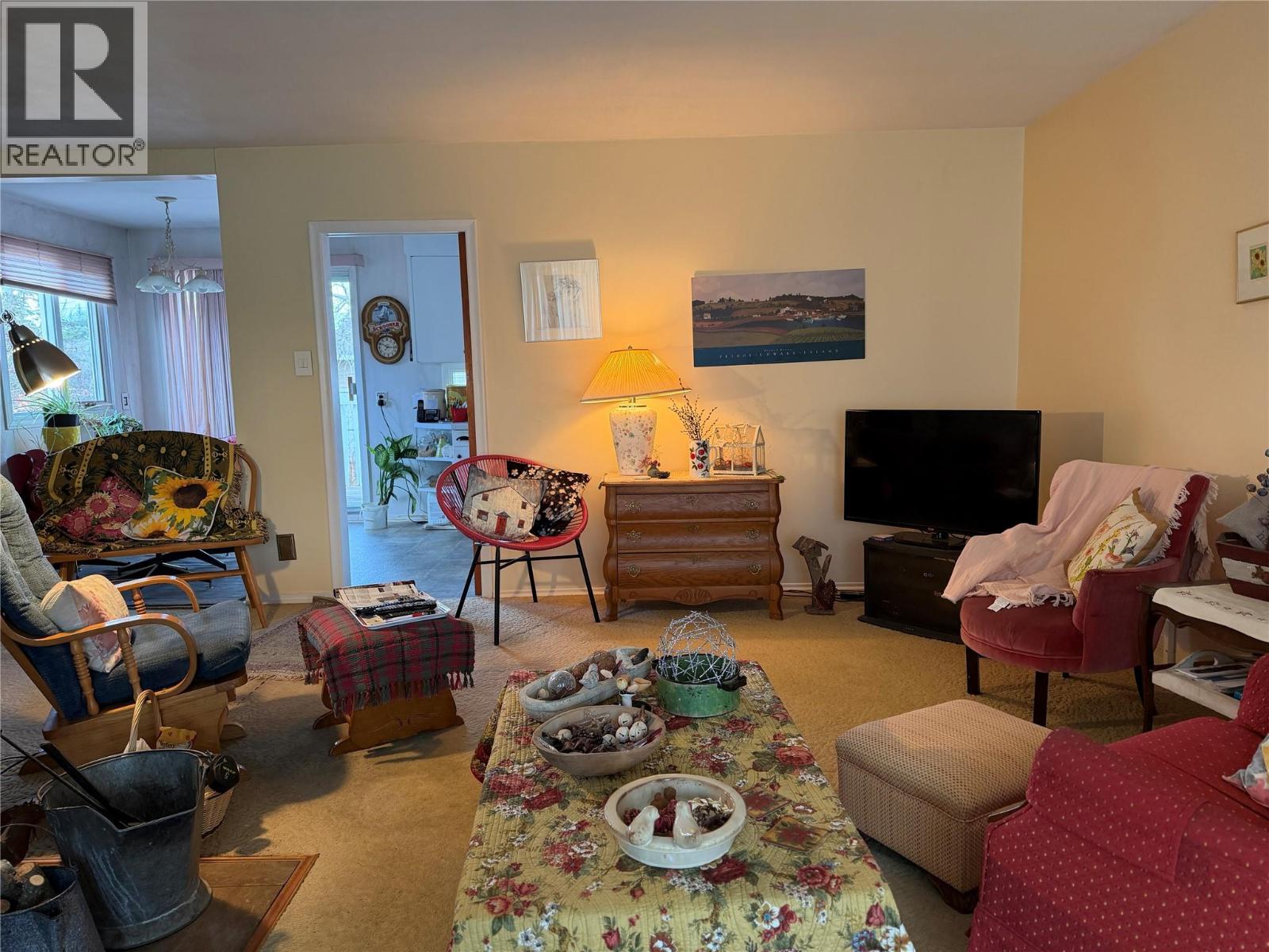 932 111 Avenue - 3